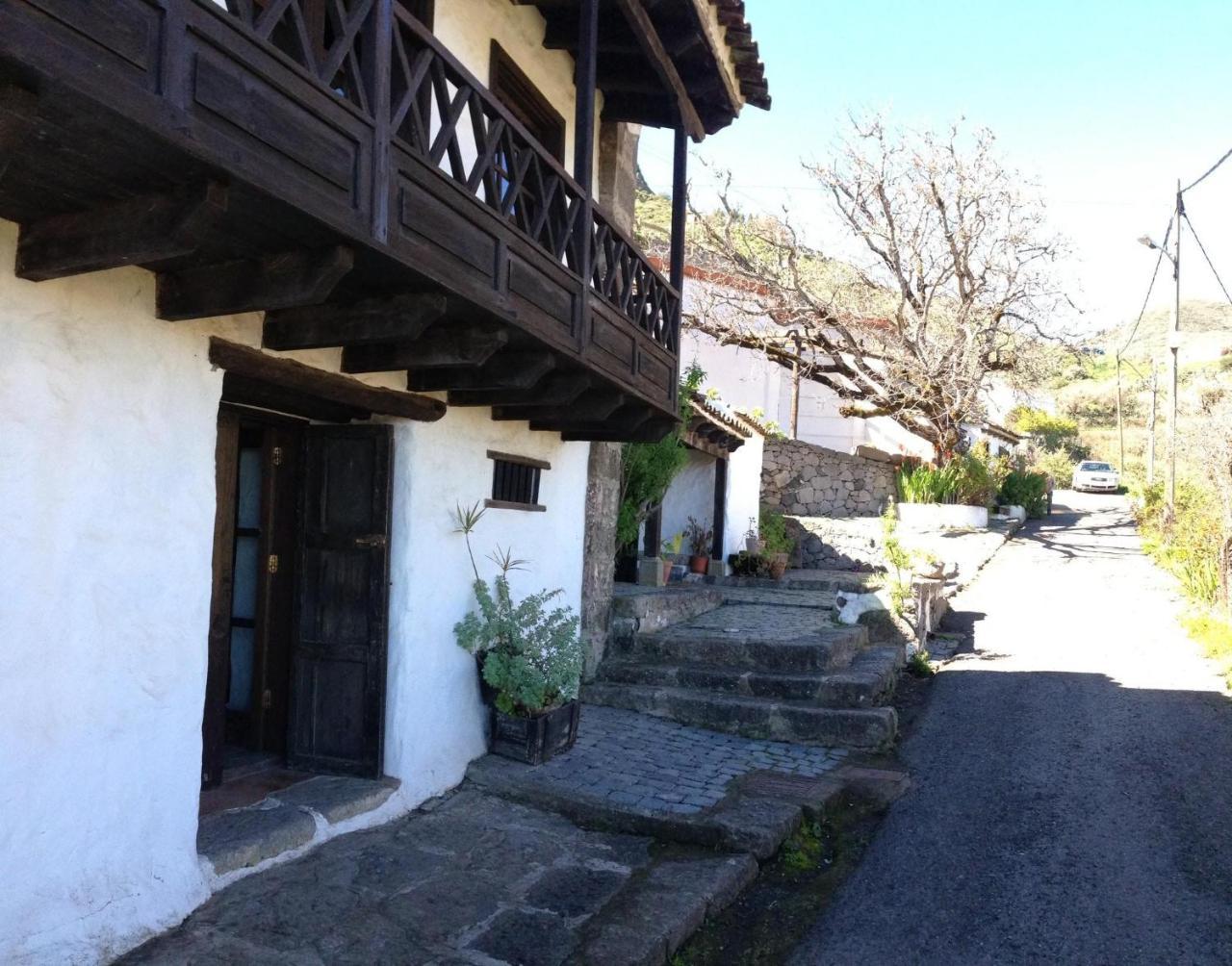 House With One Bedroom In Las Lagunetas Vega de San Mateo Extérieur photo